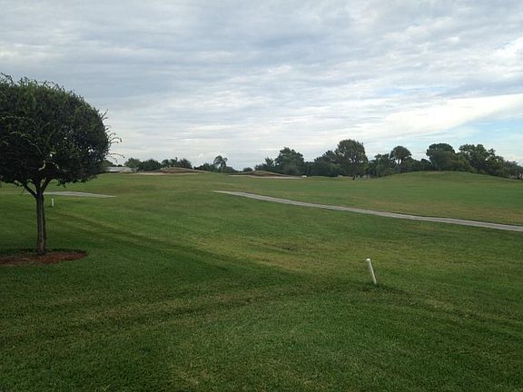 5th image of 8212 13th Hole Dr