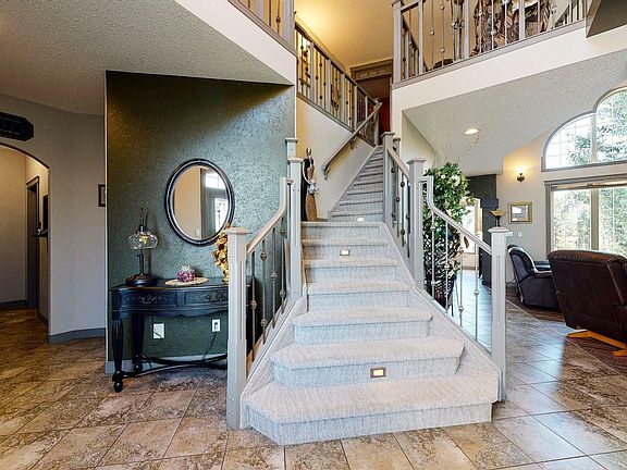 2nd image of 232 Lake Stafford Dr E