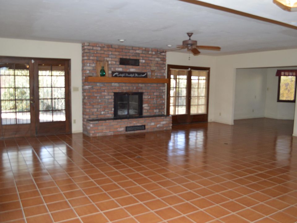 1st image of 2742 W Monte Vista Pl