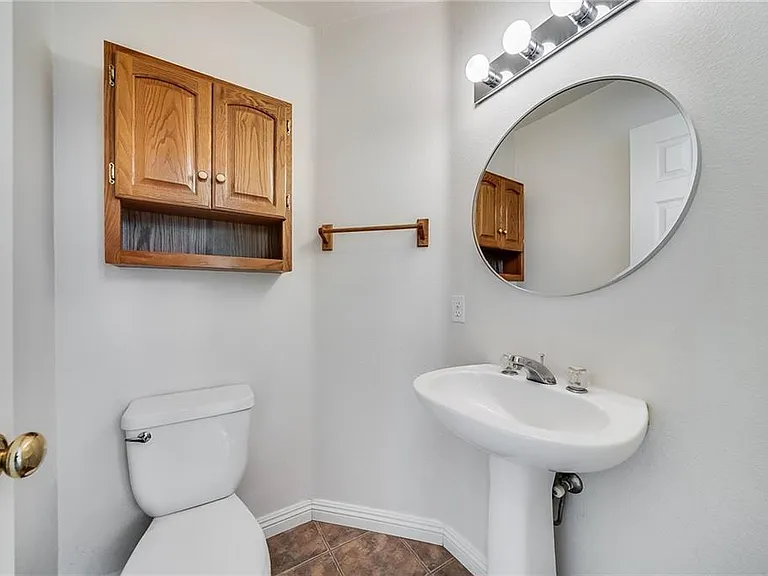 28 Homestead Dr — Photo 16