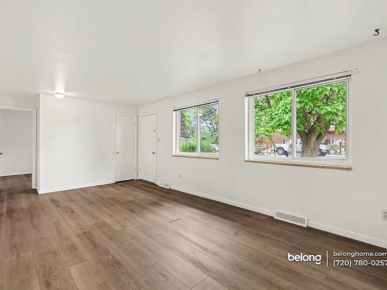5318 Flower Cir — Photo 4