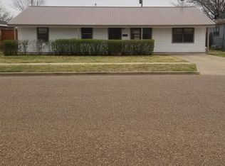 1103 W 31st St, Plainview, TX 79072