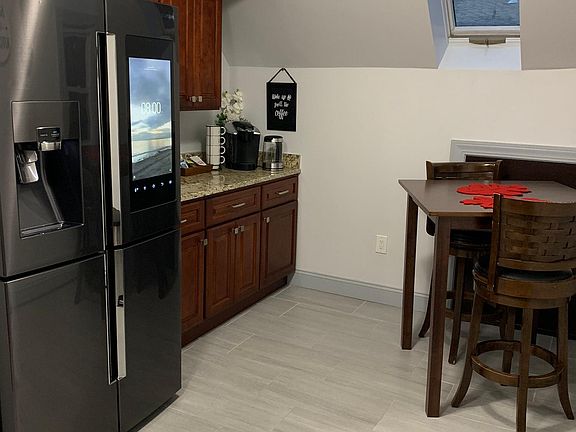 3rd image of 109 Glenway St #3