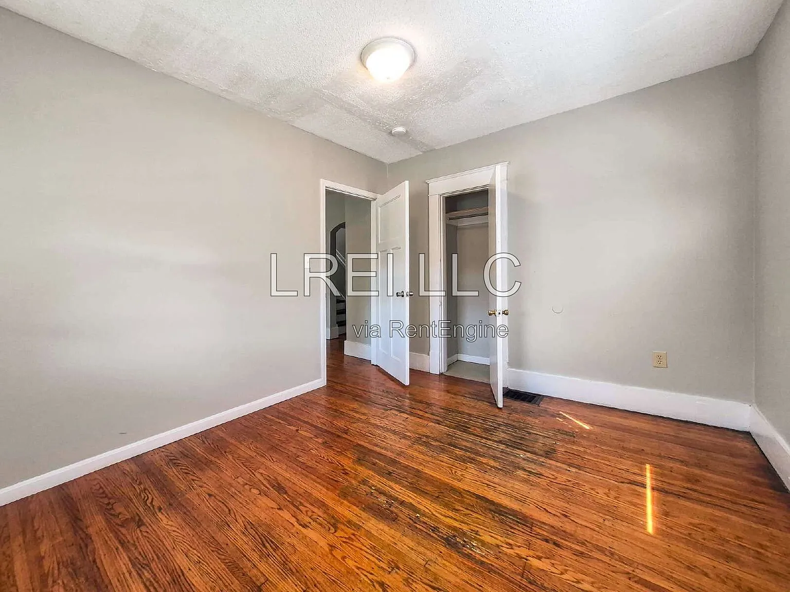 4 bed, 1.5 bath, 1392 sqft, $1,425 — Photo 4