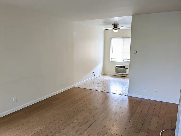 11230 Hortense St #5-N — Photo 3