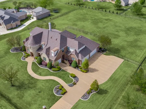 1812 Chatfield Ln, Lucas, TX 75002
