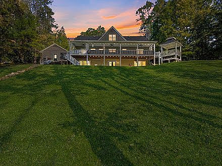 4th image of 478 Chattahoochee Glen Rd