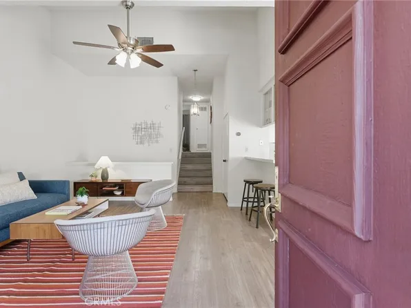 6227 Randi Ave, Woodland Hills, CA 91367