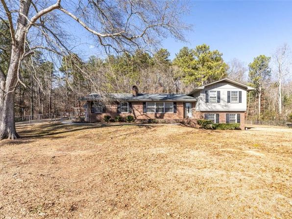 1608 Little Texas Valley Rd NW, Rome, GA 30165