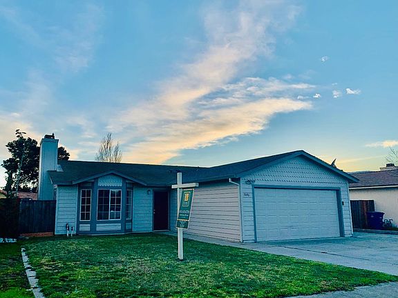 2nd image of 1646 Munras St