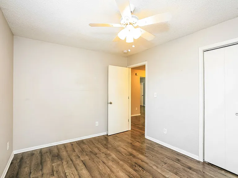 7644 Windy Hill Way — Photo 11