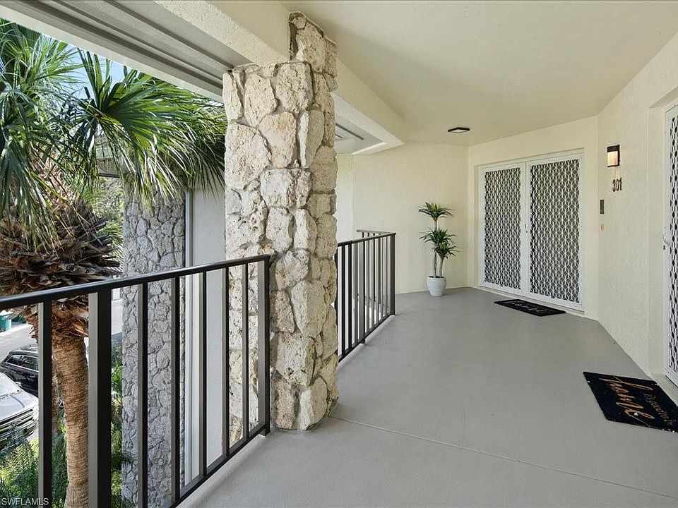 1st image of 770 Eagle Creek DR #301