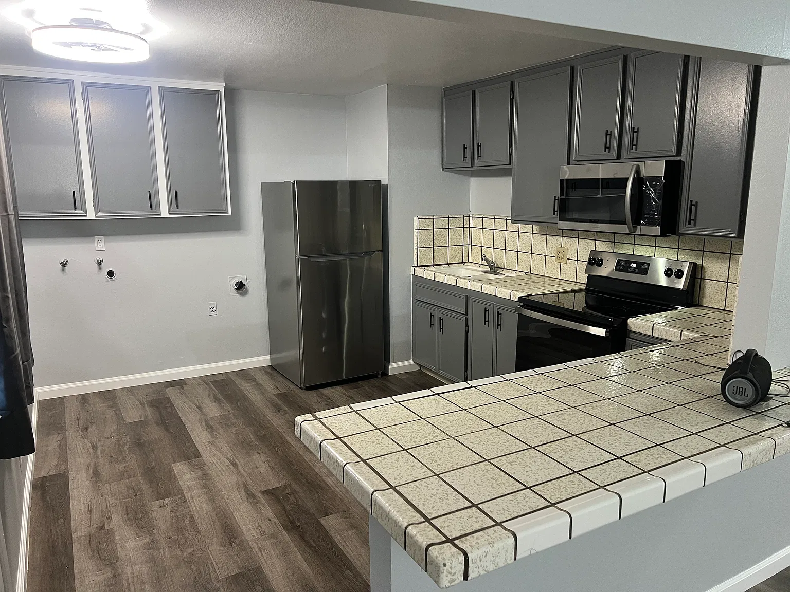 278 N Northwoods Ave — Photo 3