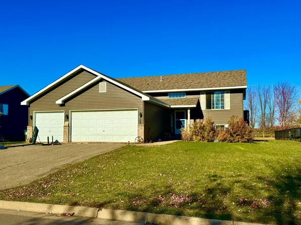 522 Elm St NE, Lonsdale, MN 55046