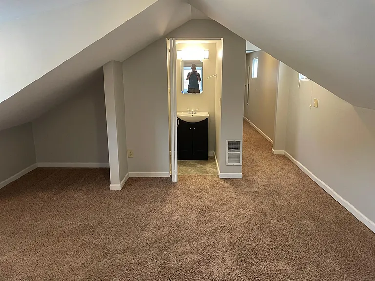 735 S Grand Ave — Photo 14