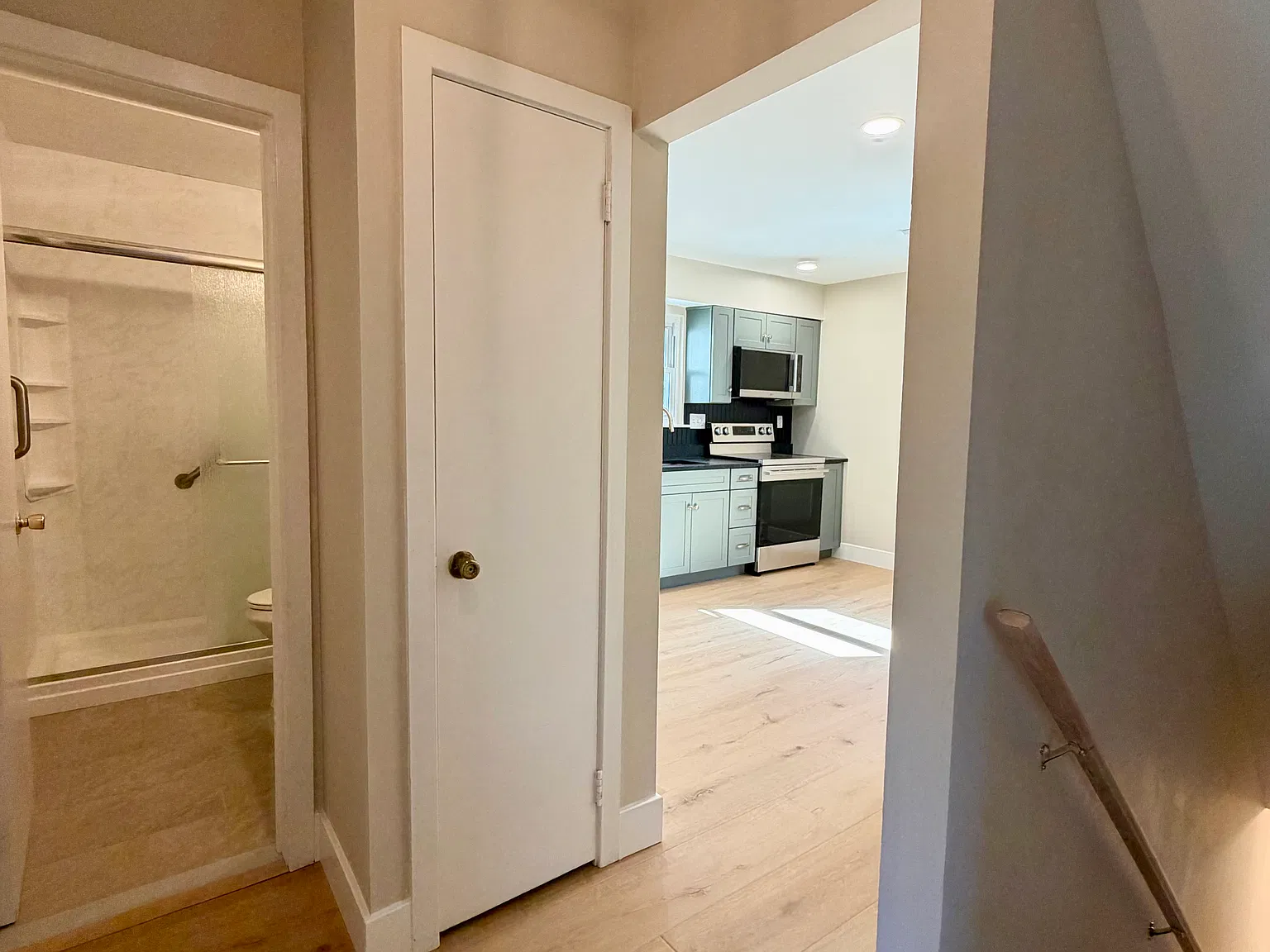 3 bed, 1325 sqft, $3,000 — Photo 4
