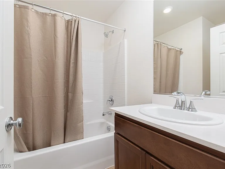 9099 Nostrand Ave — Photo 7
