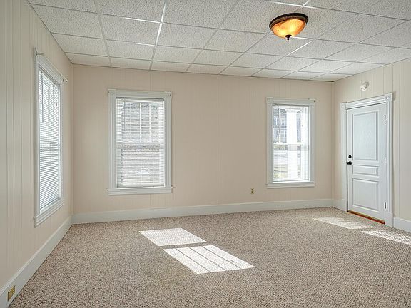 4th image of 1 Forge Village Rd #1