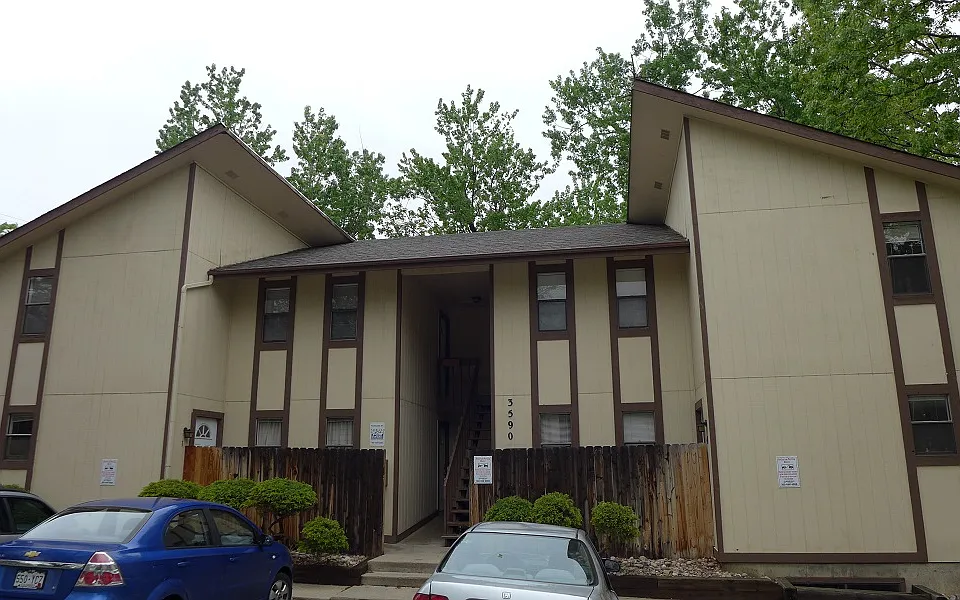 3590 Arthur Ct #3