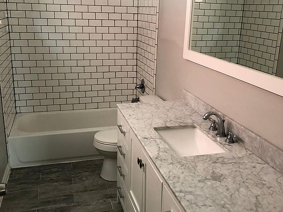 Bath with Subway Tile