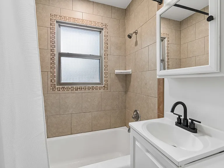 2029 Andover Ct — Photo 26