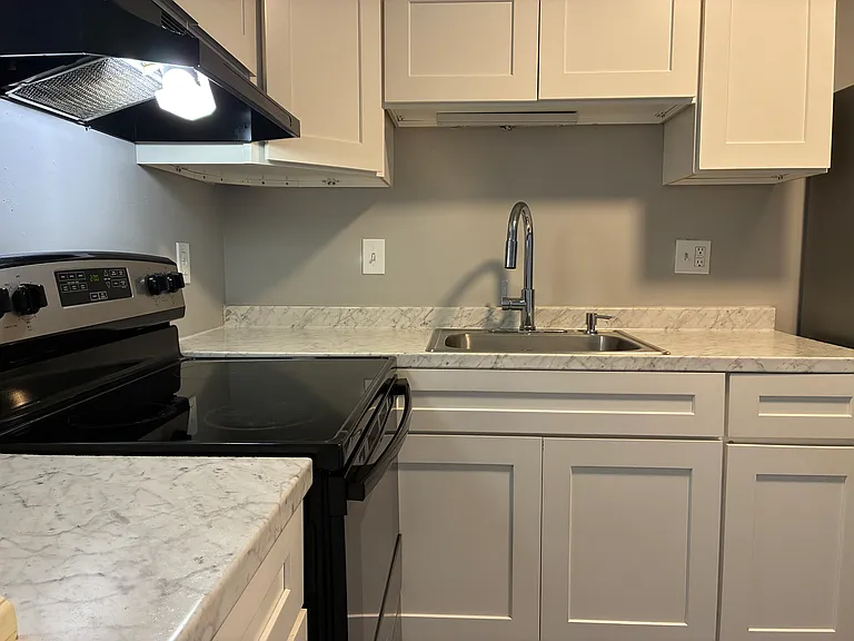 348 Main St #225 — Photo 2