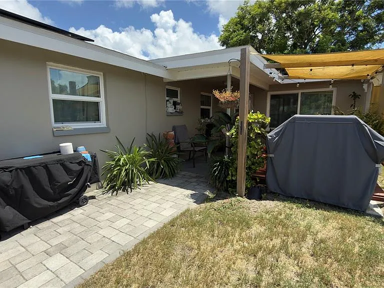 4431 Kohler St — Photo 18