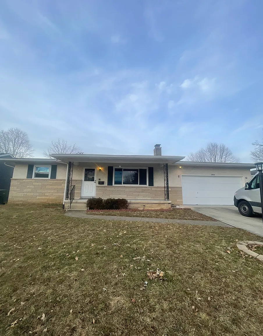 2832 Longfield Rd photo 1