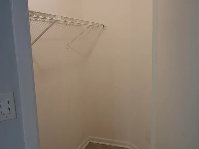 213 Lake Pointe Dr #211 — Photo 7
