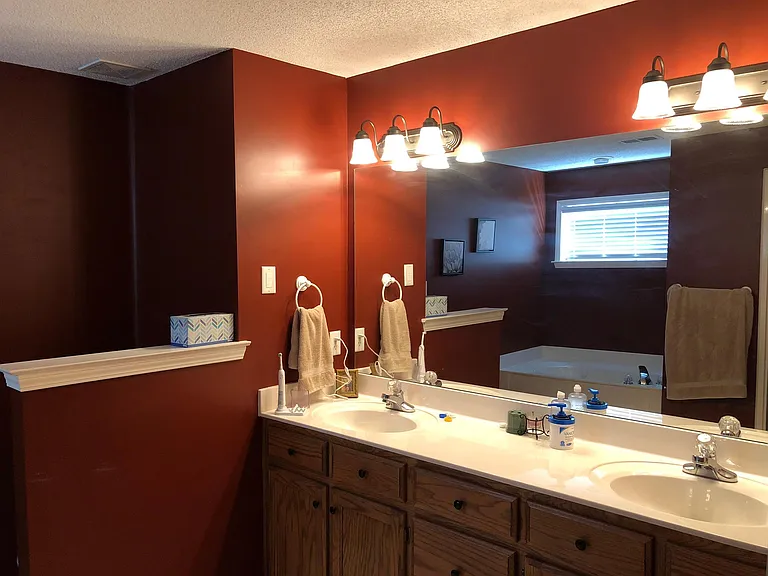 140 Center Springs Dr — Photo 17