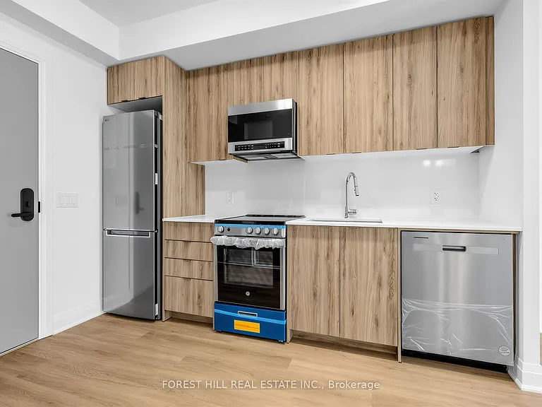 700 Sheppard Ave W #403 — Photo 12