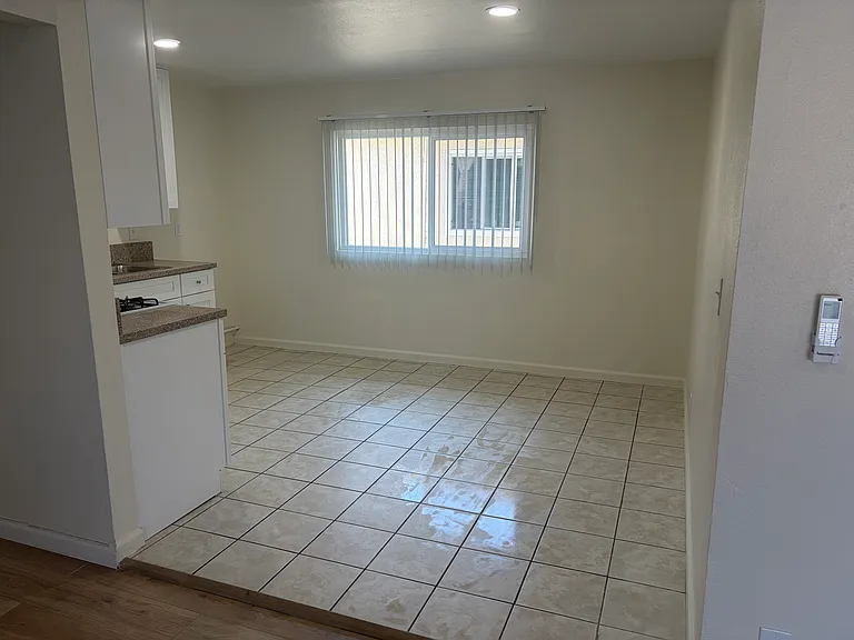 Kitchen with Breakfast Area