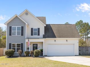 117 Blossom Court, Maple Hill, NC 28454