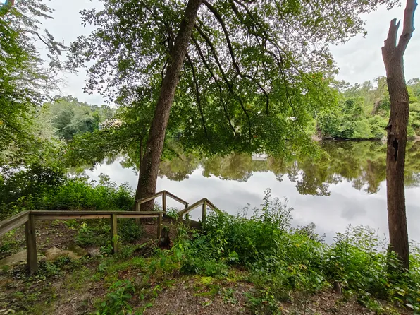 171 Canna St, Browns Mills, NJ 08015