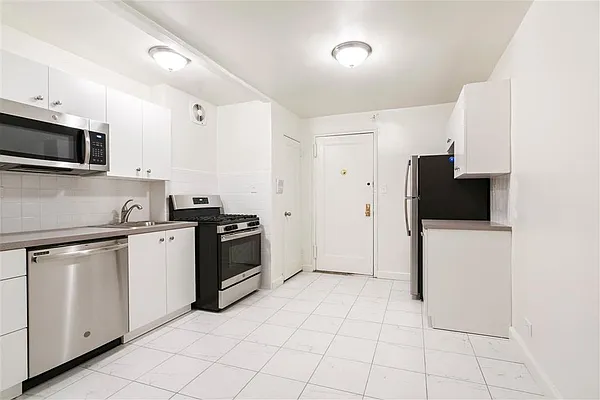 Rented by Argo Residential | media 14