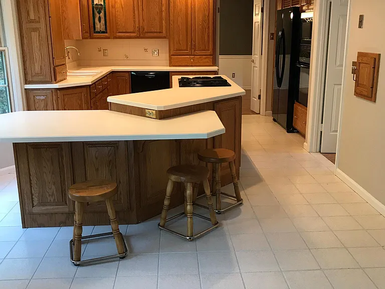 1595 Hamilton Ct — Photo 8