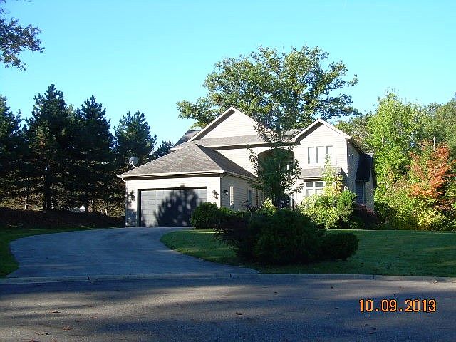 1st image of 1914 Woodbrook Ln #5