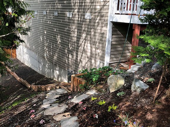 steps to backyard/basement
