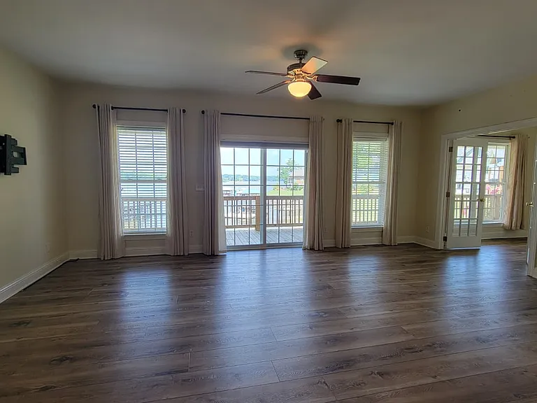 137 Fern Haven Ln — Photo 21
