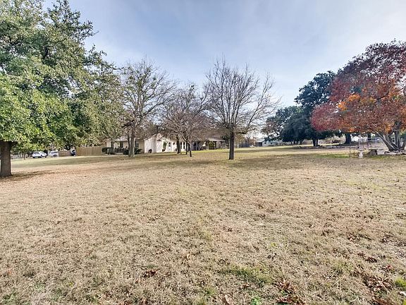 5th image of 6700 N Lakewoods Dr