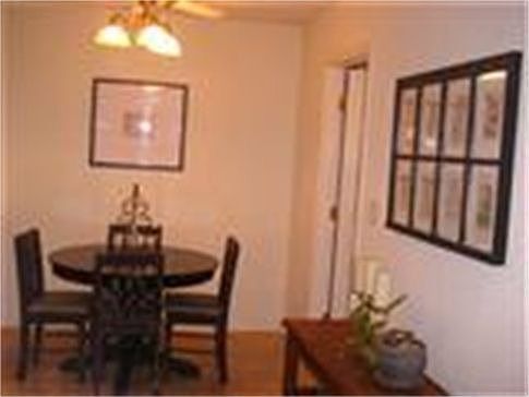 3BR Townhome for Sale