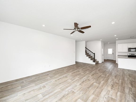 2nd image of 7427 Audubon Russet Dr