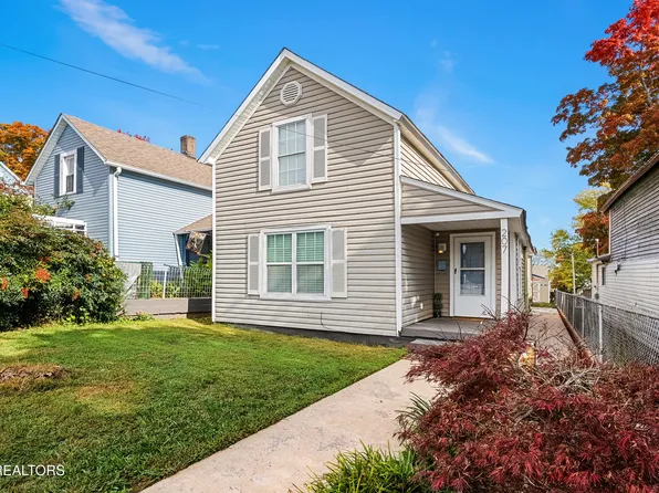 207 C St, Lenoir City, TN 37771