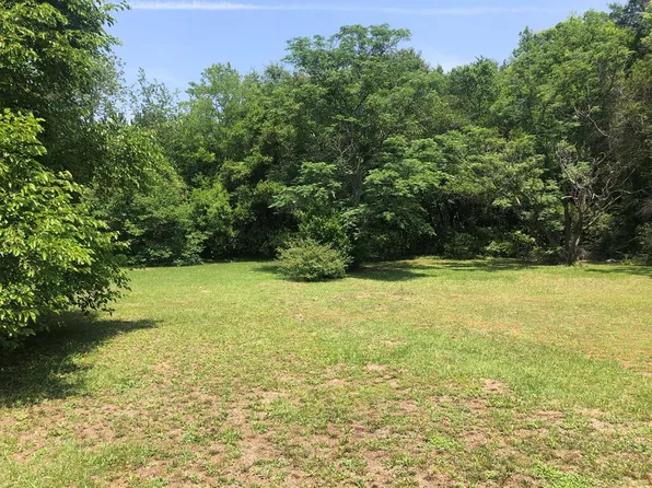 1949 McCrays Mill Rd, Sumter, SC 29150