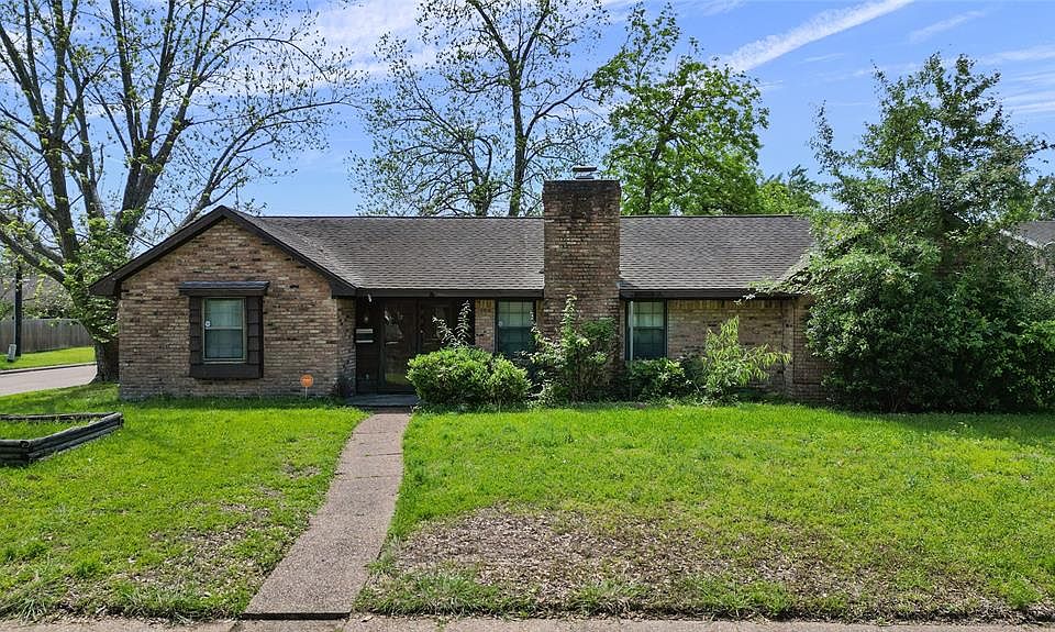 1st image of 8330 Garden Parks Dr