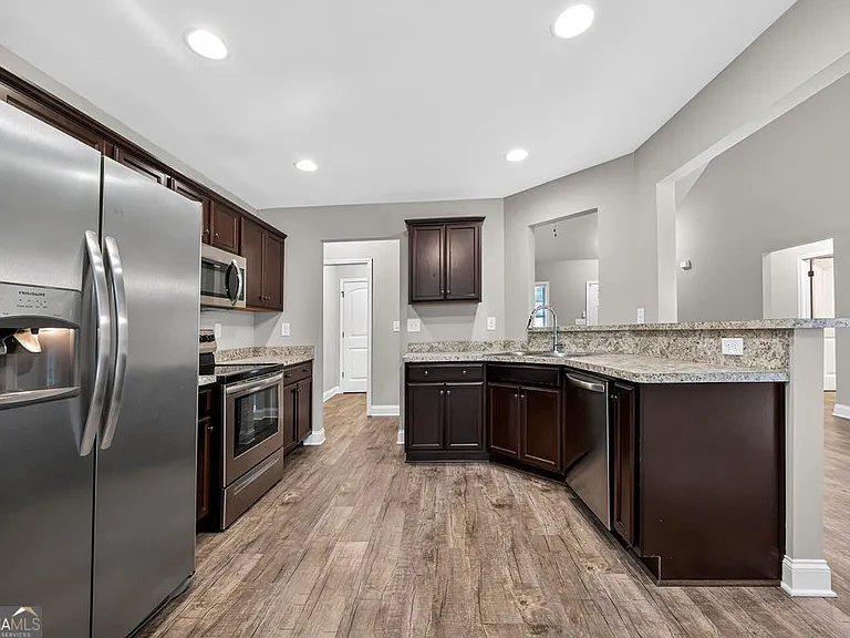 2416 Scoggins Rd — Photo 11