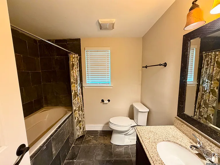 26084 Pichon Rd — Photo 7