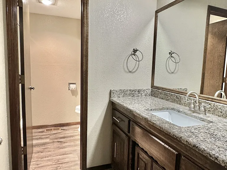1414 Quail Creek Dr — Photo 135