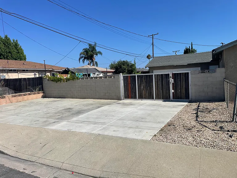 Titus Ave — Photo 7