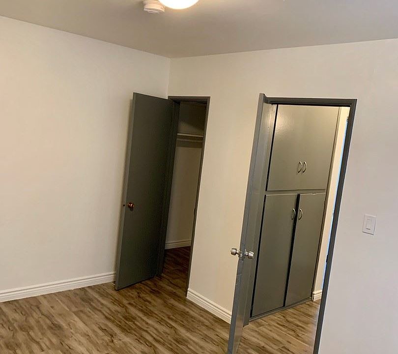 1st image of 4033 Palmwood Dr
